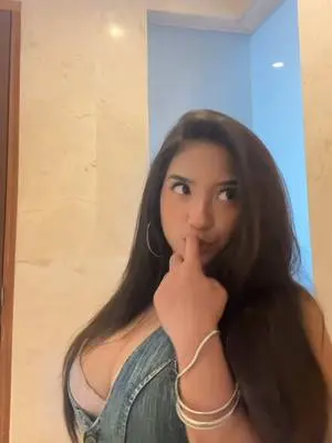 Kunjungi akun @renataputtrrii di TikTok