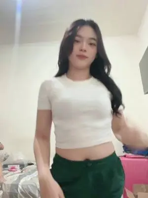 Kunjungi akun @ukimanis di TikTok