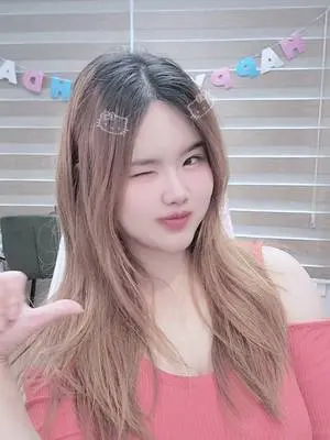 Kunjungi akun @eunjjang462 di TikTok
