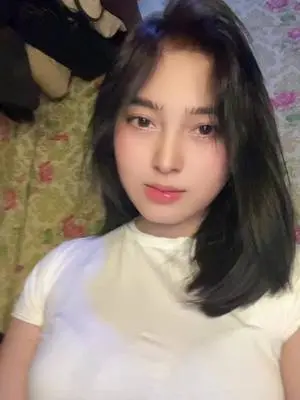 Kunjungi akun @nsya_ftri di TikTok
