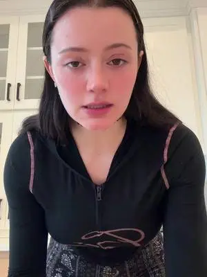 Kunjungi akun @athena.kami di TikTok