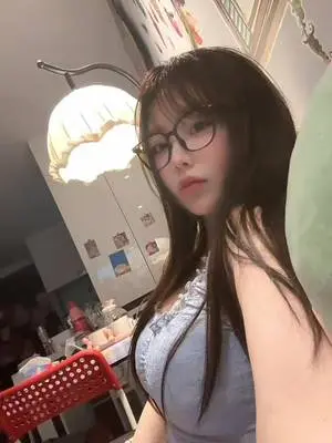 Kunjungi akun @bun4_67 di TikTok