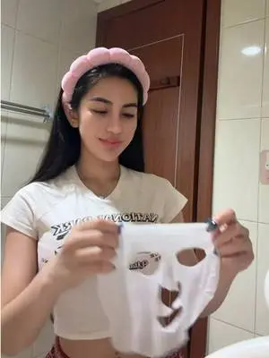Kunjungi akun @divasiregar_ di TikTok