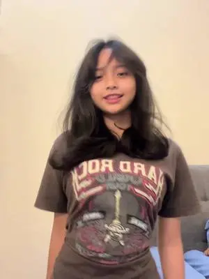 Kunjungi akun @rvnpw di TikTok