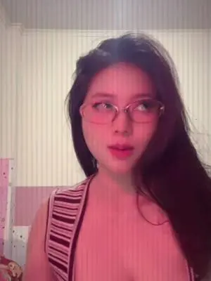 Kunjungi akun @gerdaaaa27 di TikTok