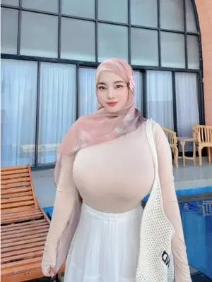 Kunjungi akun @iambear77 di TikTok