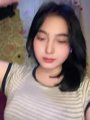 Kunjungi akun @nsya_ftri di TikTok