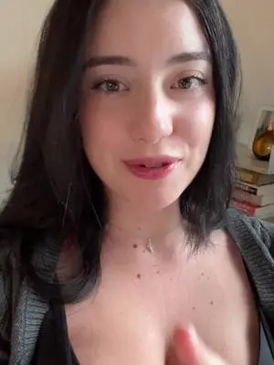 Kunjungi akun @hotblockchainnnnnnn di TikTok