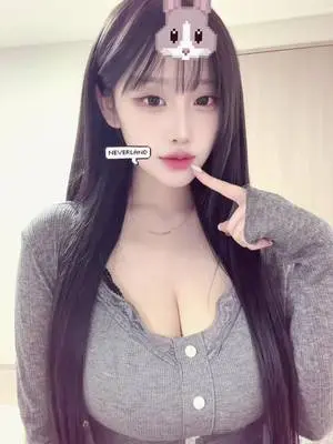 Kunjungi akun @zl_rlo.k di TikTok