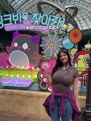 Kunjungi akun @strawberrytabby di TikTok