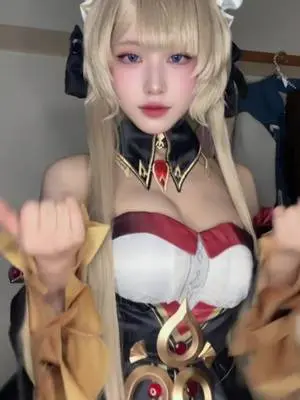 Kunjungi akun @pii_0202 di TikTok