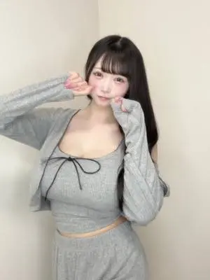Kunjungi akun @sirobuta_yuna di TikTok
