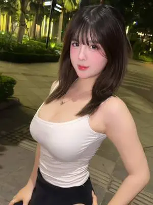Kunjungi akun @trang._.thu di TikTok