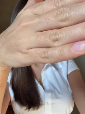 Kunjungi akun @zoesimoninii di TikTok