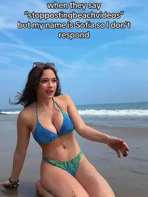 Kunjungi akun @sofiiiiagomez di TikTok