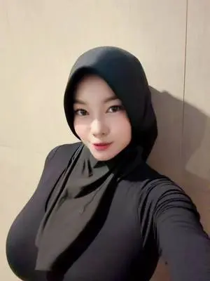 Kunjungi akun @iambear77 di TikTok