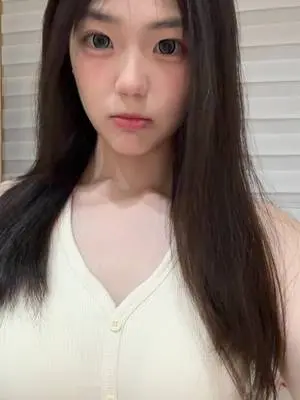 Kunjungi akun @xinling113_ di TikTok
