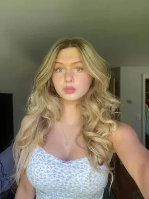 Kunjungi akun @audreyelizabethh di TikTok