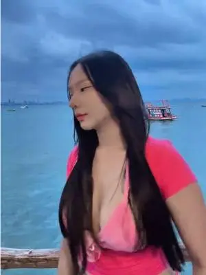 Kunjungi akun @melody40kg di TikTok