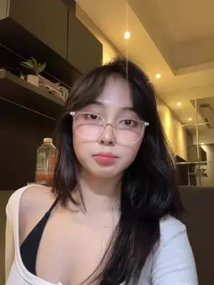 Kunjungi akun @notriissaaa di TikTok