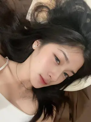 Kunjungi akun @zoyairensa di TikTok