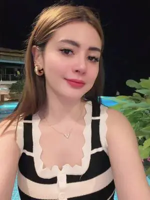 Kunjungi akun @chelsea_suarez02 di TikTok