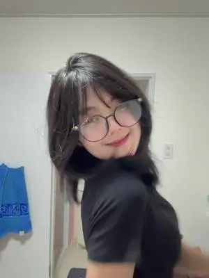 Kunjungi akun @katci12 di TikTok