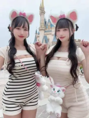 Kunjungi akun @sirobuta_yuna di TikTok
