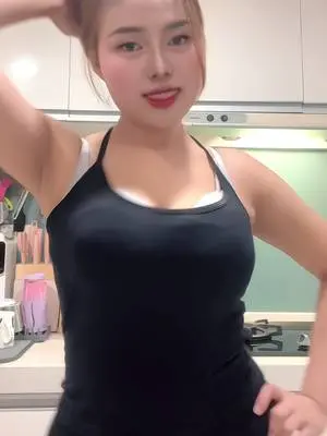 Kunjungi akun @arachaan1 di TikTok