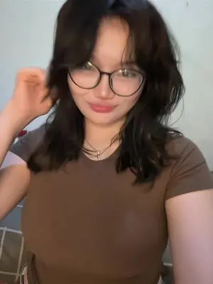 Kunjungi akun @viorenc1a di TikTok