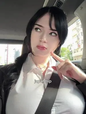 Kunjungi akun @pokienico di TikTok