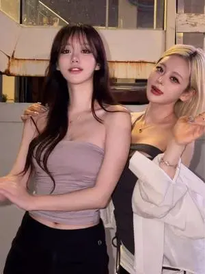 Kunjungi akun @huhsuzi di TikTok