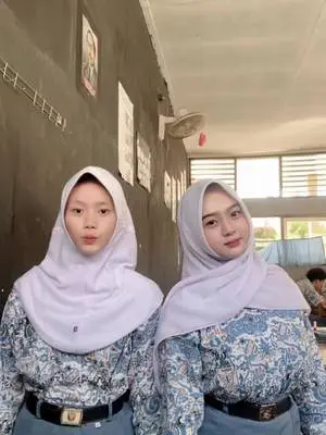 Kunjungi akun @cc.ciaaa15 di TikTok