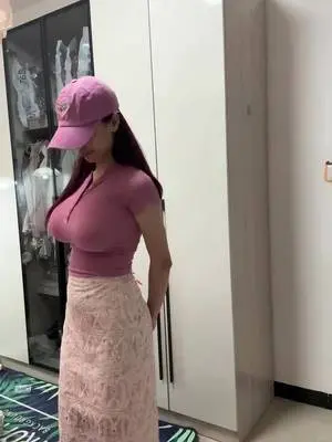 Kunjungi akun @dinaya.baby di TikTok