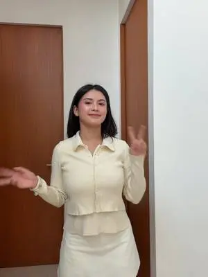 Kunjungi akun @melati.sesilia di TikTok
