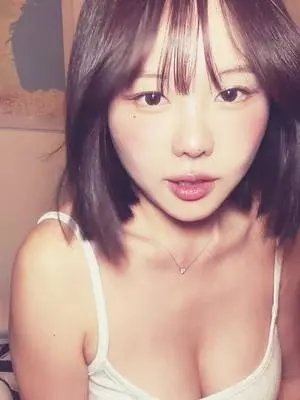 Kunjungi akun @kisy0405 di TikTok