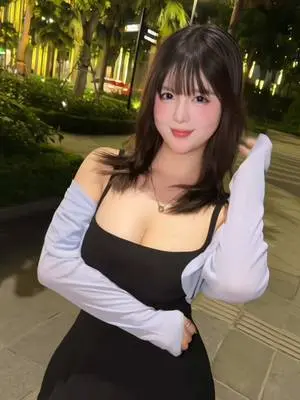 Kunjungi akun @trang._.thu di TikTok