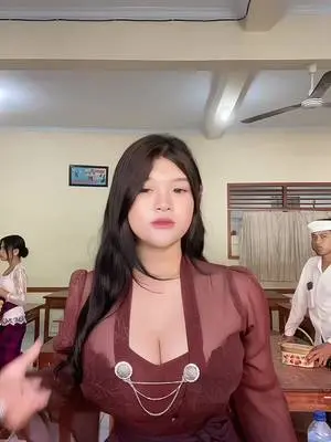 Kunjungi akun @abcdeeraa__ di TikTok
