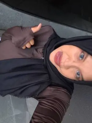 Kunjungi akun @kissinrevenge di TikTok
