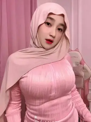 Kunjungi akun @bebiraira di TikTok