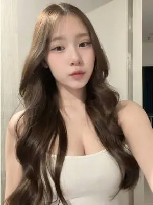 Kunjungi akun @ampxrn_ di TikTok