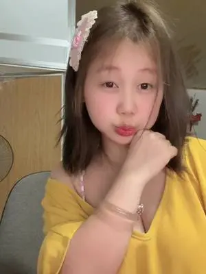 Kunjungi akun @linh.siu.ngoan5 di TikTok