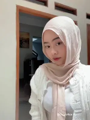 Kunjungi akun @ccccc4ca di TikTok