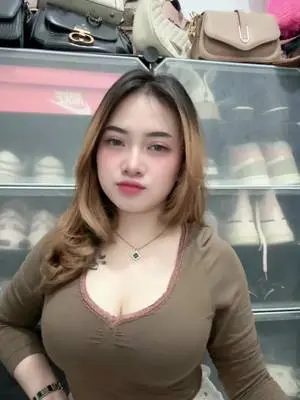 Kunjungi akun @nana.ener2 di TikTok