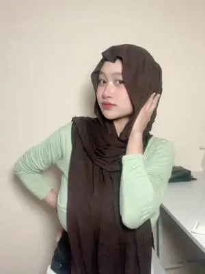 Kunjungi akun @krtikayundia._ di TikTok