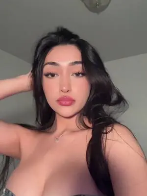 Kunjungi akun @barbarae01 di TikTok