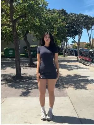Kunjungi akun @della_ouy di TikTok