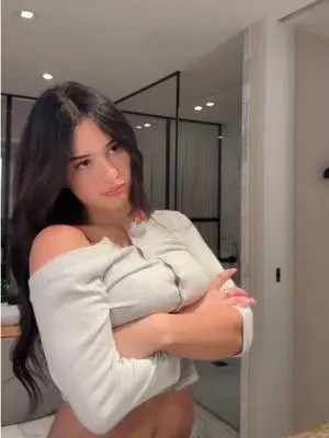 Kunjungi akun @ccabots di TikTok