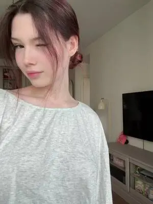Kunjungi akun @bonnioxpetite_ di TikTok