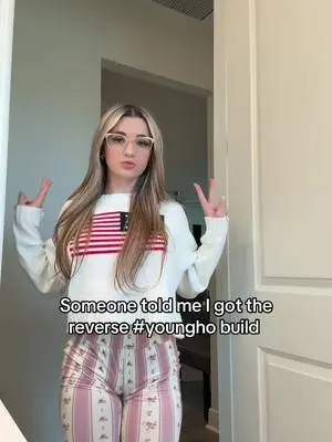 Kunjungi akun @zoeycaked di TikTok